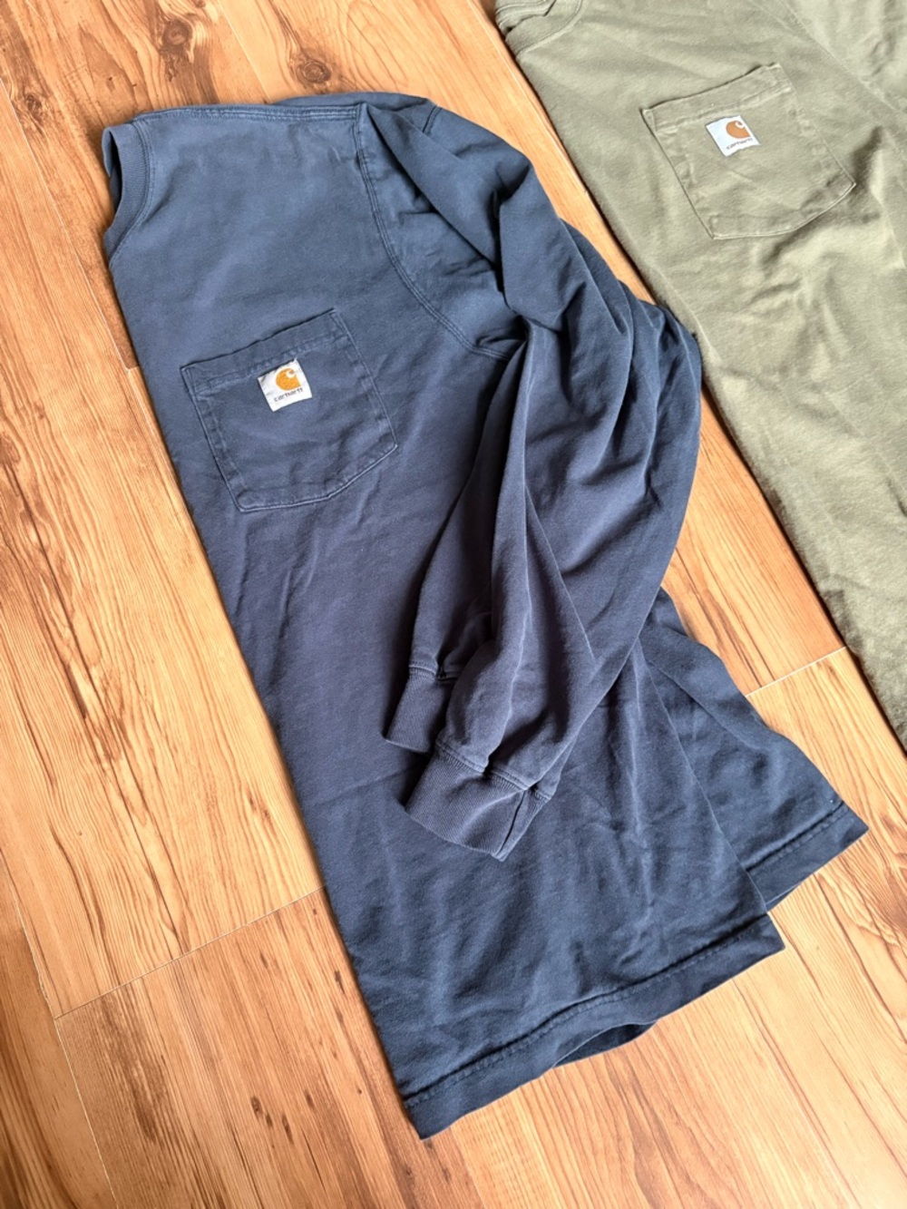 Carhartt Navy Long Sleeve & Olive Short Sleeve Pocket Tees - Picture 2 of 7